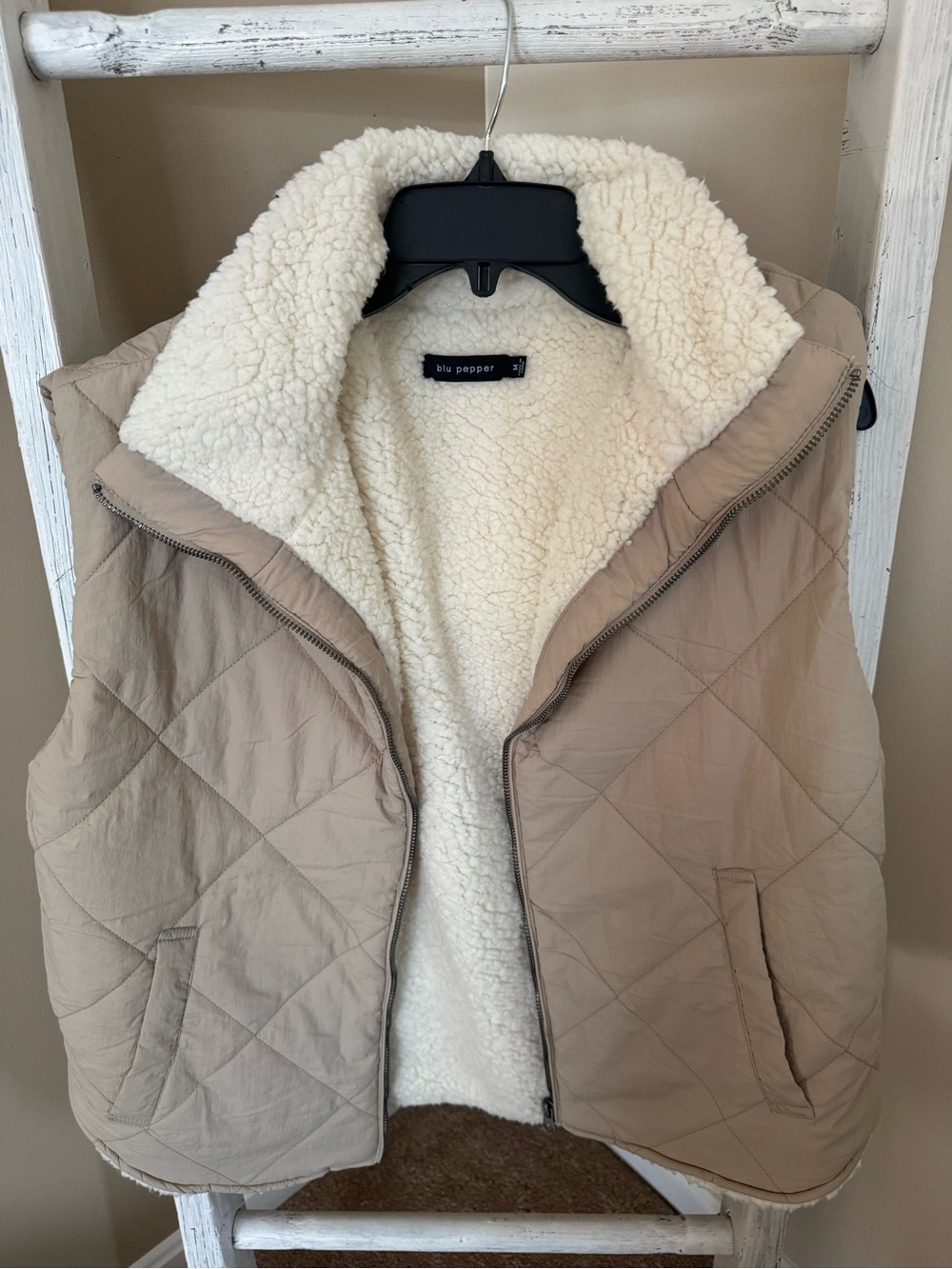 Blu Pepper Women’s Cream Quilted Teddy-Lined Vest
